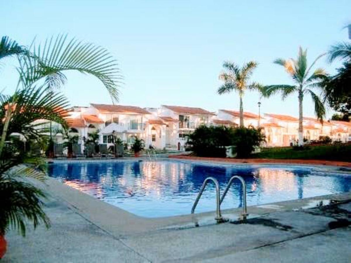 ヌエボ・バジャルタ Tranquila Casa Cerca De La Playaヴィラ エクステリア 写真